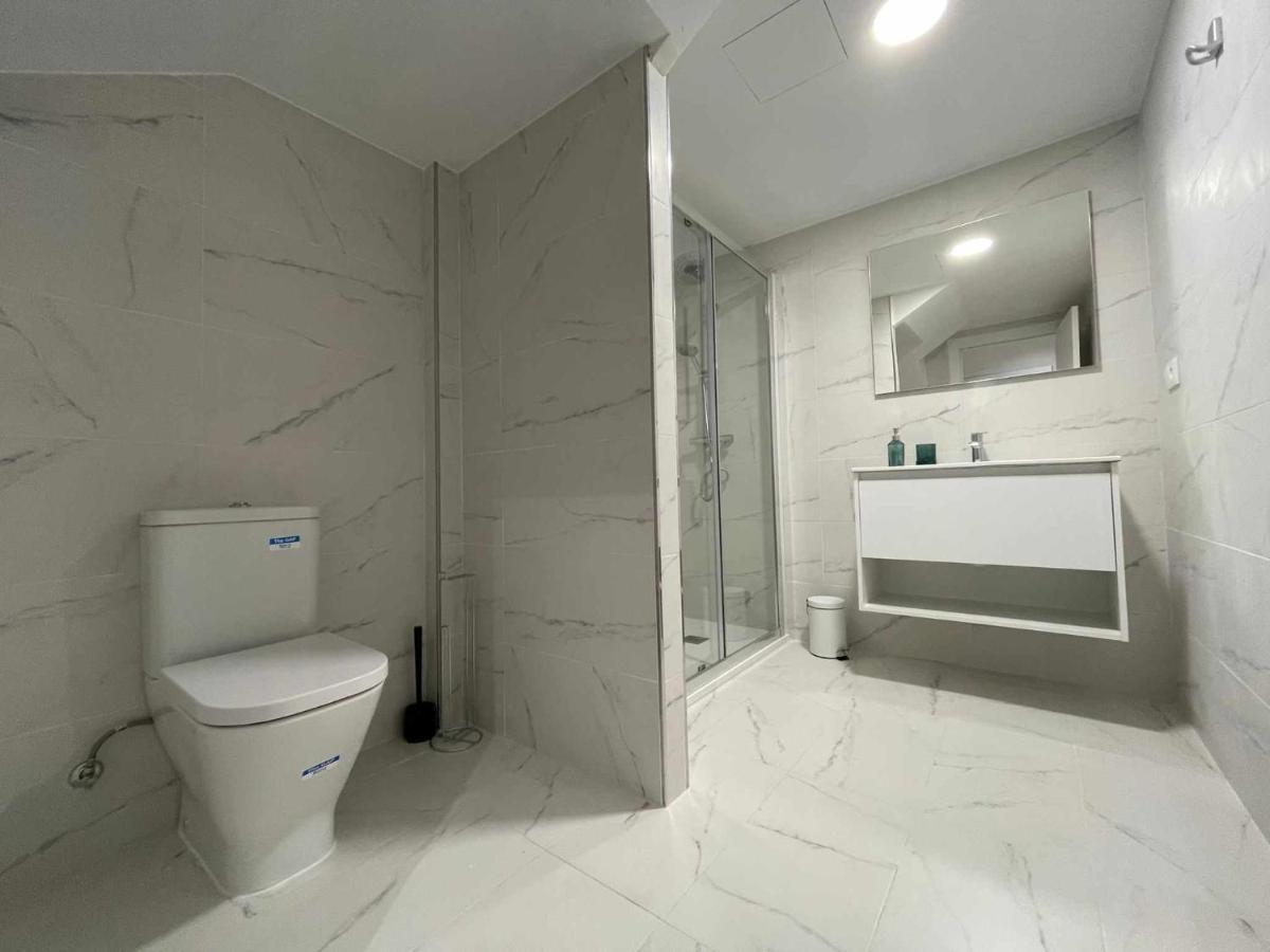 Apartamento Roncudo Planta Baja ア・コルーニャ エクステリア 写真